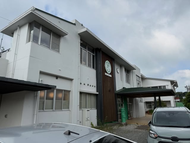 マルシェ会場になった学校の建物